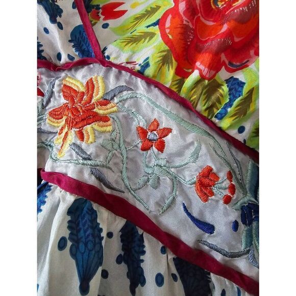 Women's‎ Johnny Was Silk Embroidered Floral Top Tunic Dress Size Medium - Picture 2 of 13